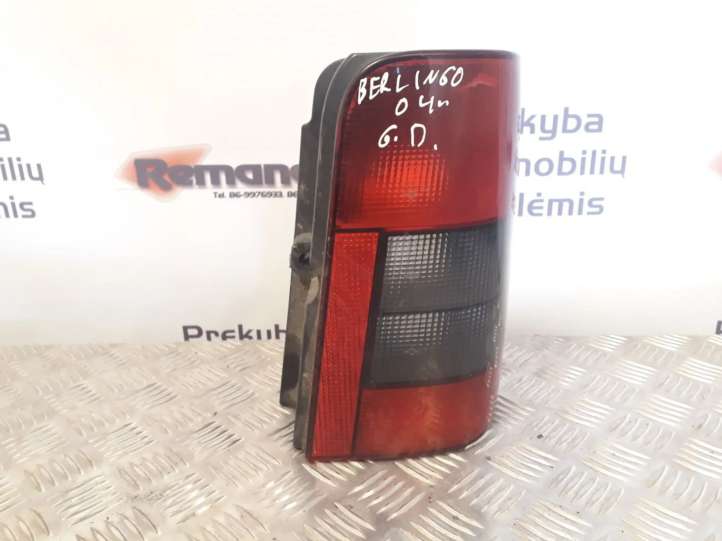 Citroen Berlingo (2003 - 2007)   Задний фонарь в кузове