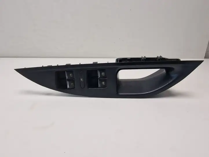 Seat Altea (2004 - 2009) 5P1867171A Кнопка стеклоподъемников — фото 1
