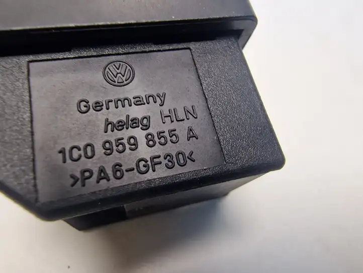 Volkswagen  New Beetle (1997 - 2005)  1C0959855A Кнопка стеклоподъемников