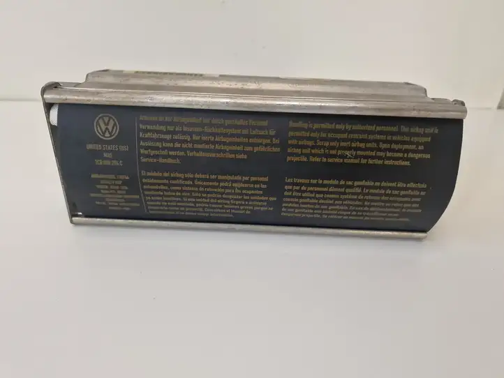 Volkswagen New Beetle (1997 - 2005) 1C0880204C Подушка безопасности пассажира — фото 4