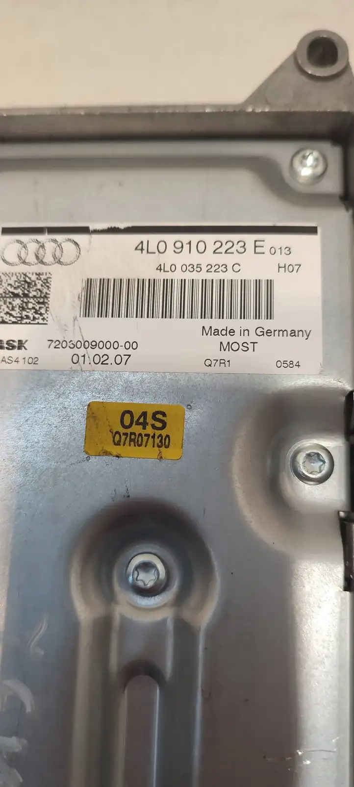 Audi Q7 4L (2005 - 2009) 4L0910223E Усилитель звука — фото 3