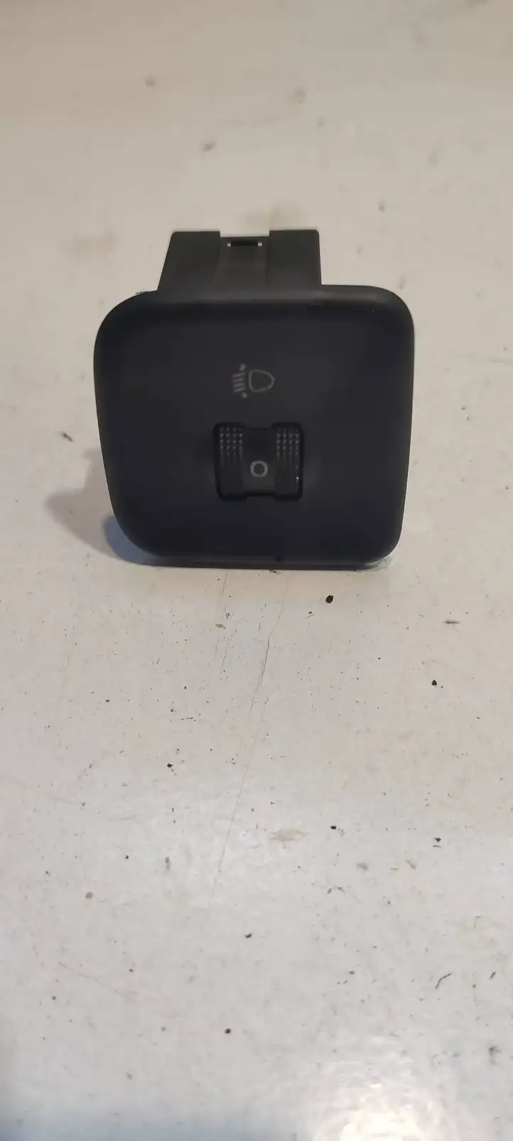 Audi Q7 (2005 - 2009)  4L2941301A Включатель регулировки высоты фонарей