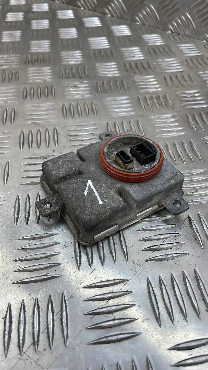 Audi A5 8T 8F (2007 - 2011) 8K0941597 Блок розжига ксенона — фото 1
