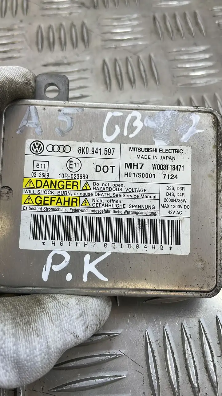 Audi A5 8T 8F (2007 - 2011) 8K0941597 Блок розжига ксенона — фото 2