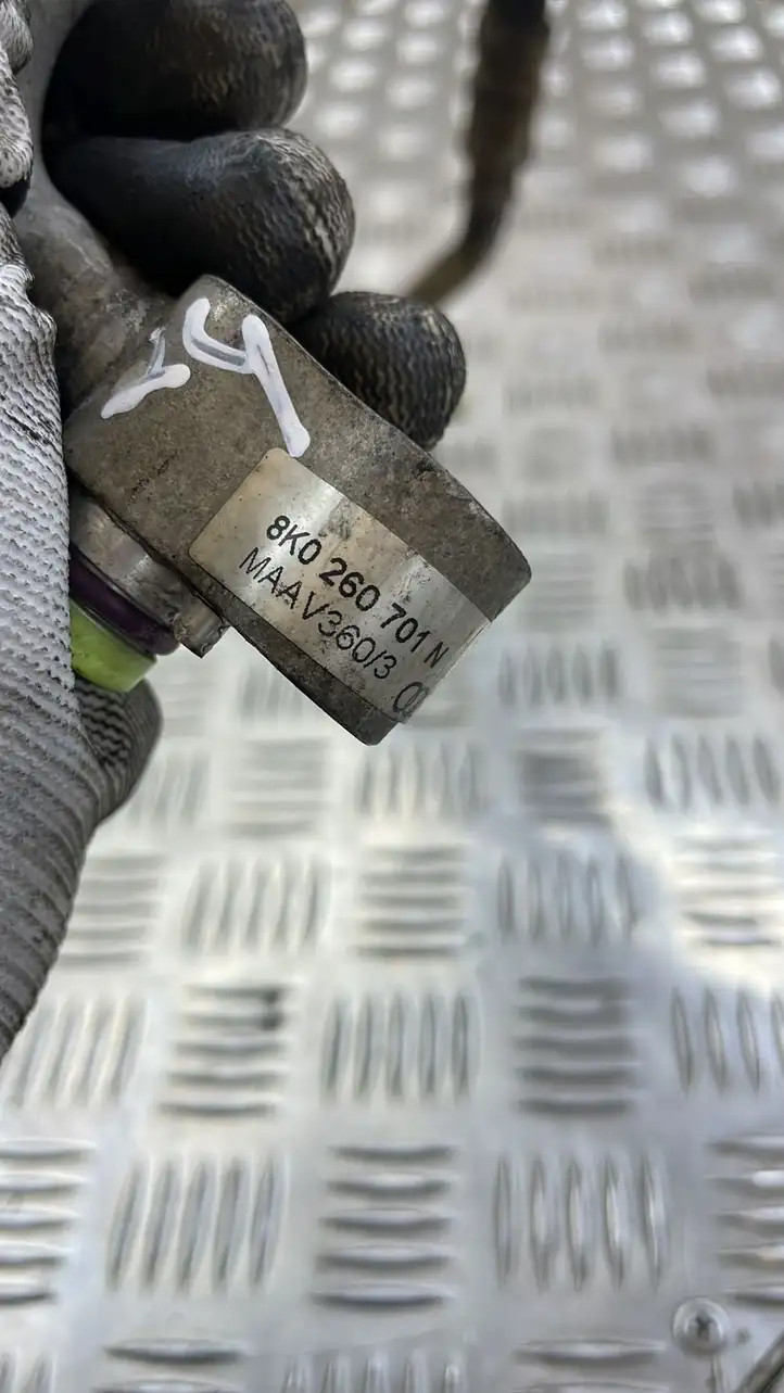 Audi A5 (2007 - 2011)  8K0260701 Трубка (трубки)/ шланг (шланги) кондиционера воздуха