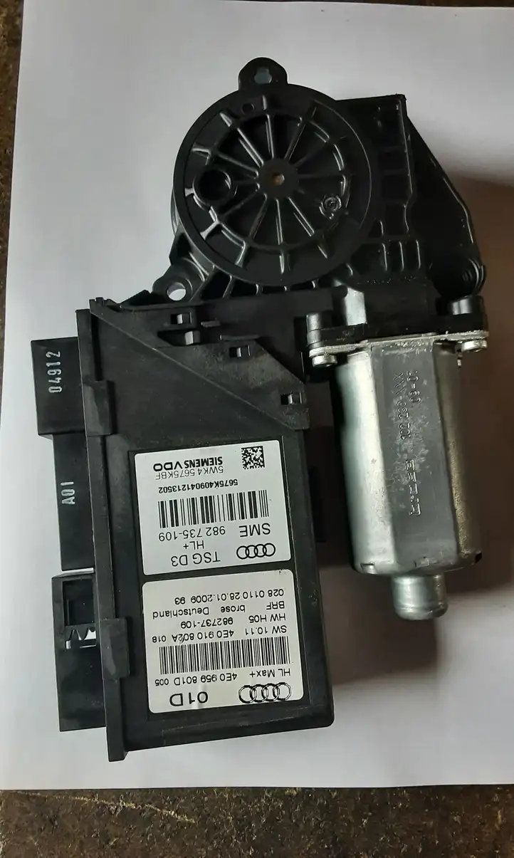 Audi A8 S8 D3 4E (2005 - 2007) 4E0959801D Стеклоподъемник задней двери — фото 1