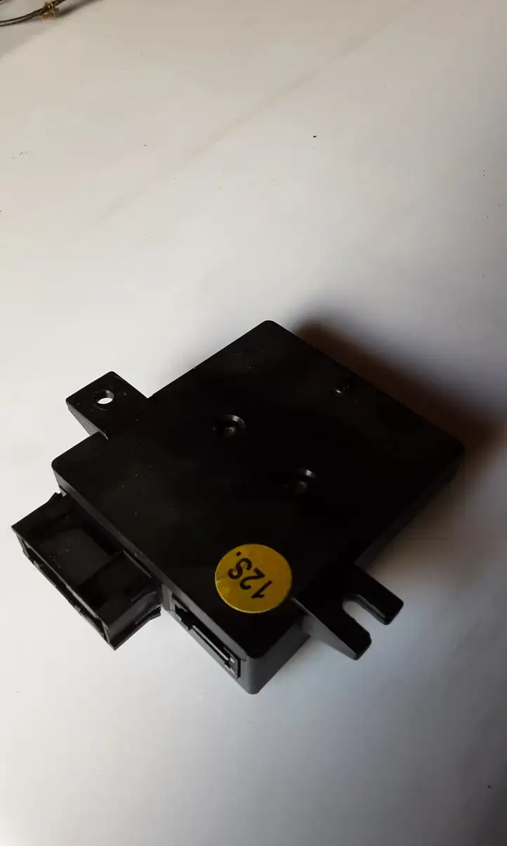 Audi A8 S8 D3 4E (2005 - 2007) 4L0907468B Модуль Gateway — фото 4