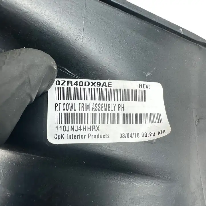 Dodge Grand Caravan (2007 - 2020) 0ZR40DX9AE Боковая отделка ногового пространства — фото 5