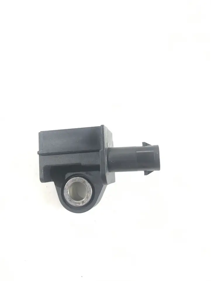 Chrysler Pacifica (2016 - )  68185746AA Датчик удара надувных подушек