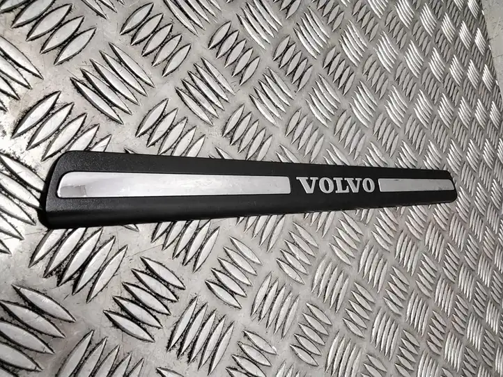Volvo V70 (2013 - 2016) 8659960 Наружная отделка переднего порога — фото 2