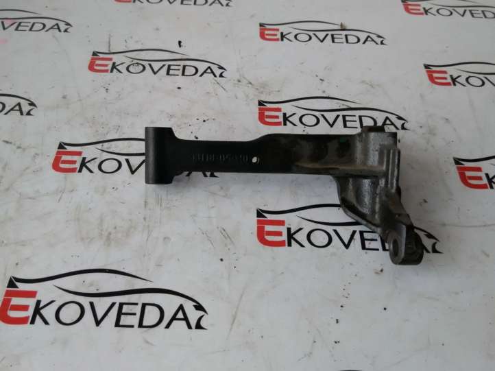 3311805010 Toyota Verso Variklio tvirtinimo kronšteinas