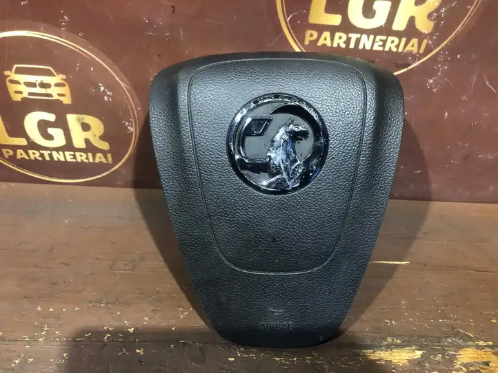 Opel Astra J (2009 - 2012) 13299779 Подушка безопасности руля — фото 3
