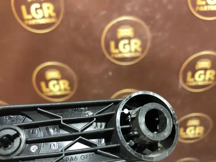 Opel Astra (2009 - 2012)  24451526 Ручка для открытия окна