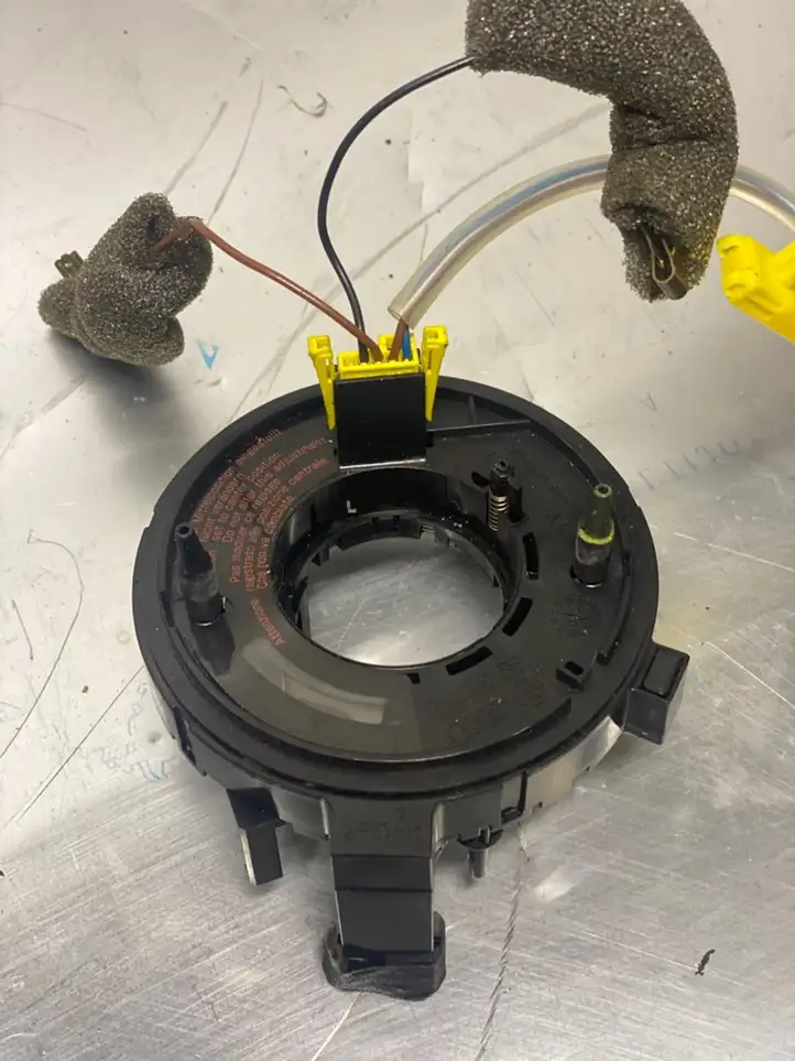 Seat Toledo II (1M) (1998 - 2006) PBTGF15 Контактное кольцо SRS — фото 2