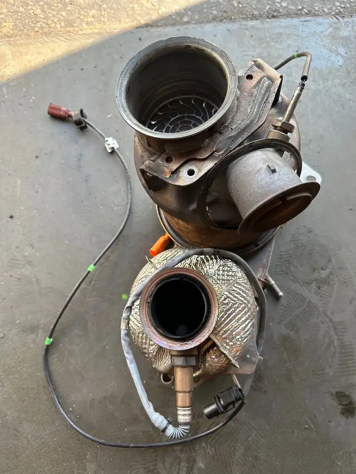 Skoda Octavia Mk3 (5E) (2013 - 2019) 04l131723 Катализатор / DPF / FAP — фото 4