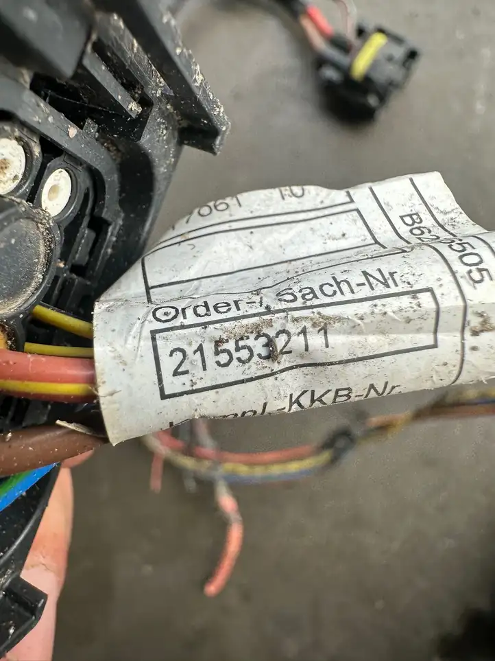 BMW X3 G01 (2018 - 2024)  21553211 Другой проводник