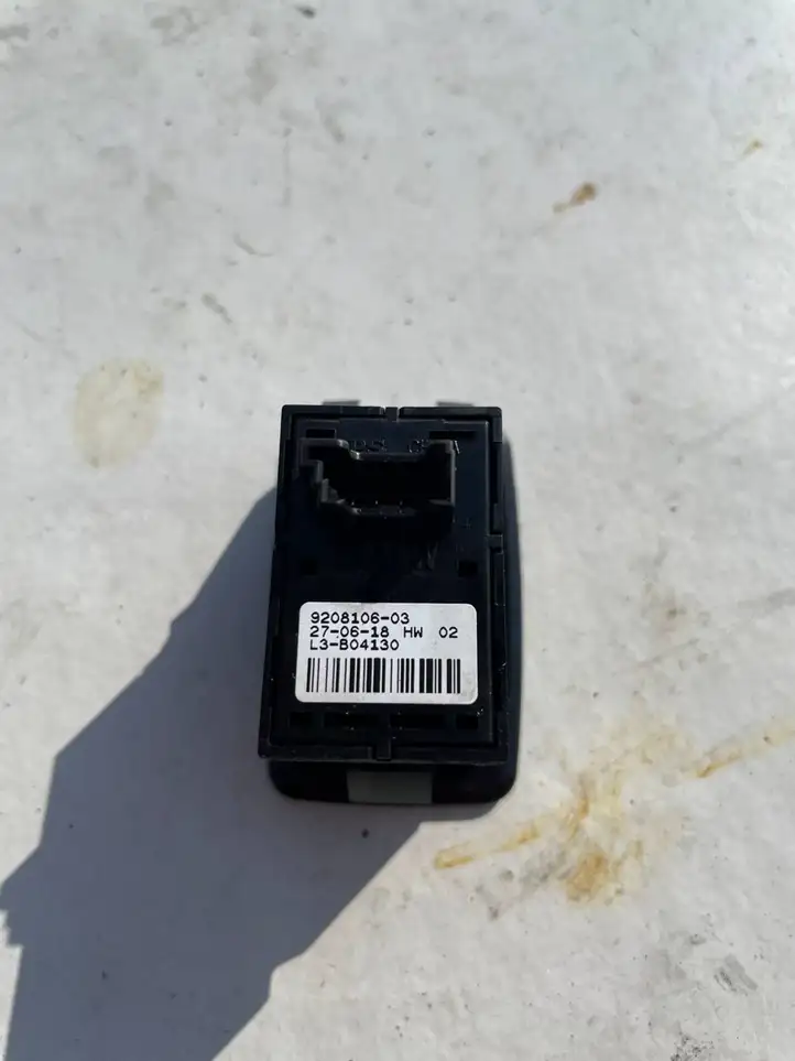 BMW 3 E90 E91 (2005 - 2012) 9208106 Кнопка стеклоподъемников — фото 4