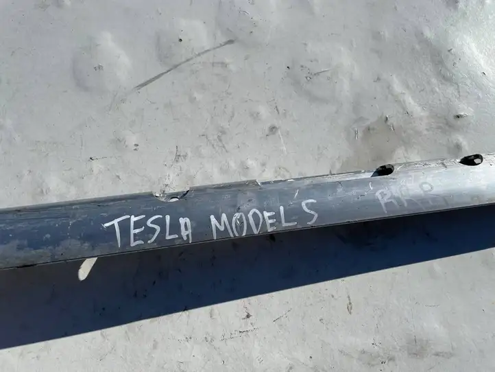 Tesla Model S (2012 - 2016) Другая часть кузова — фото 3