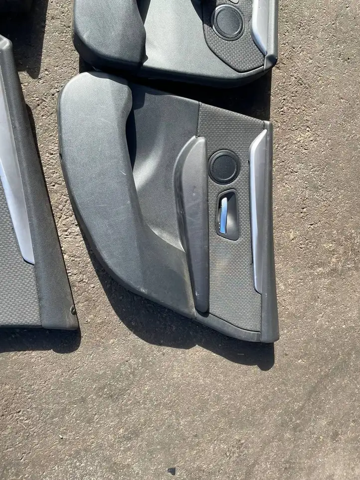 BMW 2 F45 (2014 - 2021) Обшивка передней двери — фото 9