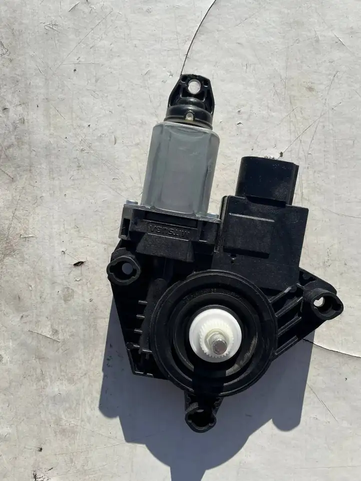 BMW X3 G01 (2018 - )  7457251 Механизм подъема окон задней двери