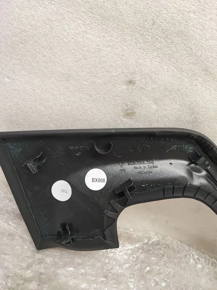 Porsche Macan (95B) (2014 - 2018) 95B864366 Другая деталь консоли (туннеля) — фото 5