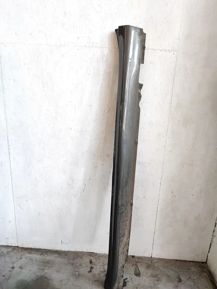 Porsche Macan (2014 - 2018)  95B854883A Порог