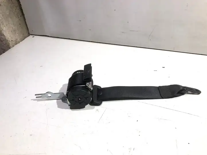 BMW 3 E90 E91 (2005 - 2012)  617531700A Задний ремень безопасности