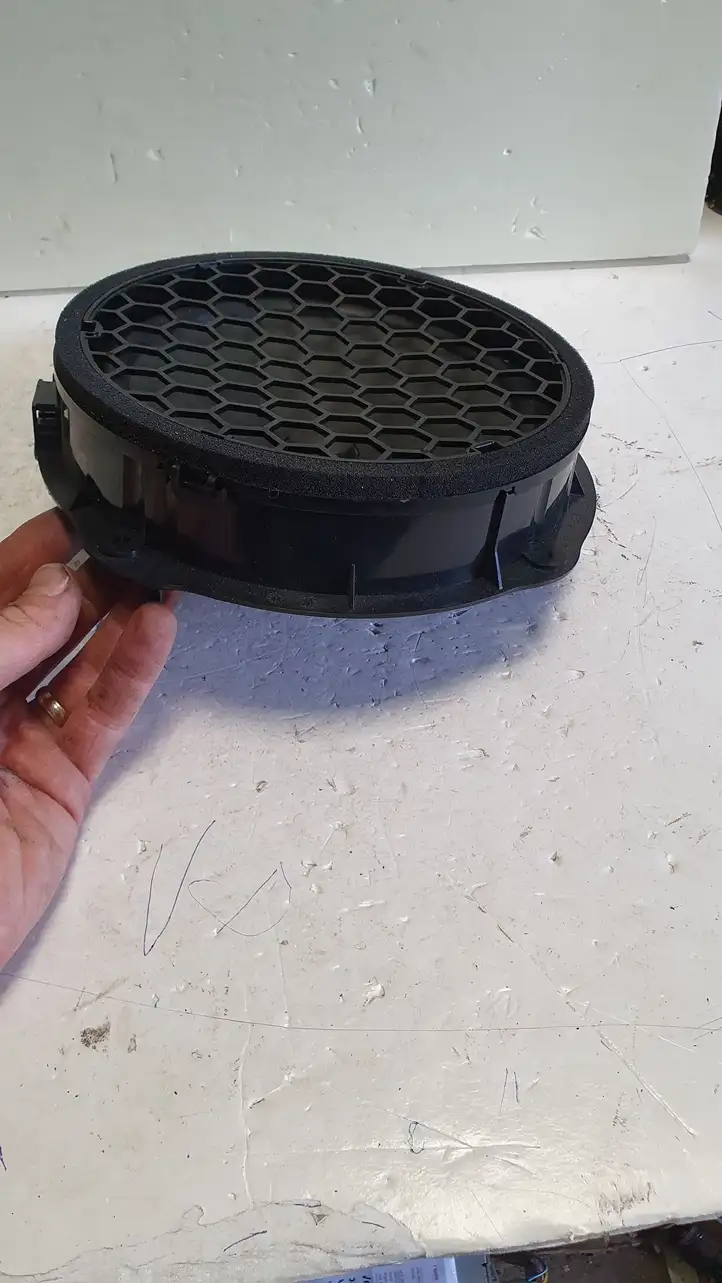 Audi Q7 (2005 - 2009)  8V0035415 Громкоговоритель (громкоговорители) в передних дверях