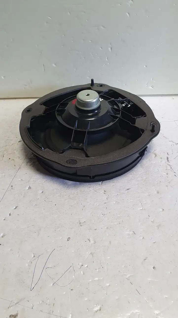 Audi Q7 (2005 - 2009)  8V0035415 Громкоговоритель (громкоговорители) в передних дверях