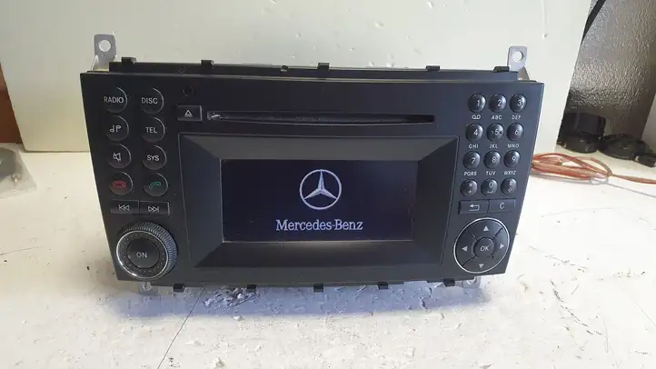 Mercedes-Benz CLC CL 203 (2008 - 2011) A2039000000 Магнитола / мультимедийная система — фото 12