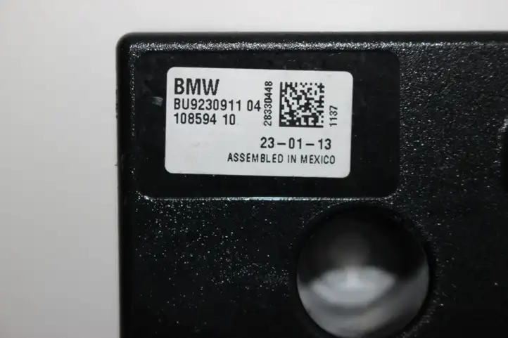 BMW 3 F30 F35 F31 (2012 - 2018) 9230911 Усилитель антенны — фото 3