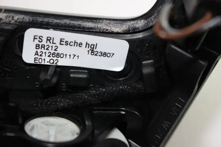 Mercedes-Benz E W212 (2009 - 2016) A2128302754 Боковой воздушный дефлектор — фото 2