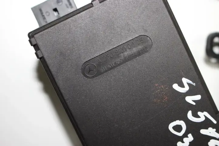 Mercedes-Benz SL R230 (2001 - 2012)  A2308200075 Антенна (антенна GPS)