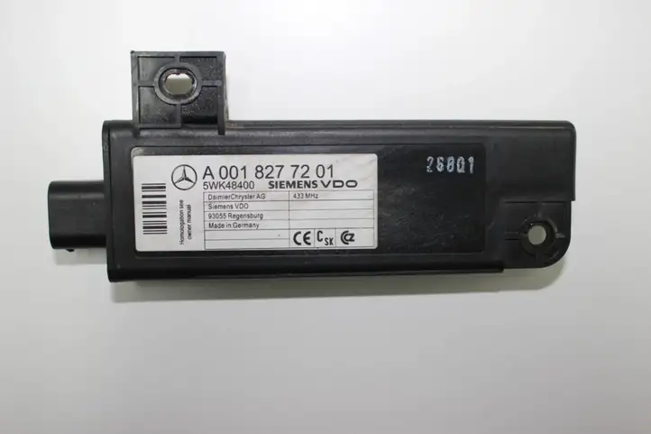 Mercedes-Benz GL X164 (2006 - 2012) A0018277201 GPS антенна — фото 1