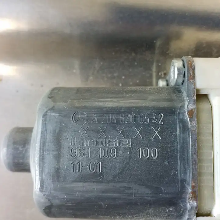 Mercedes-Benz C W204 (2007 - 2014)    Механизм для электрического подъема окон задней двери (без двигателя)