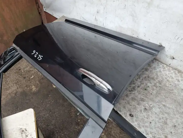 Dodge Journey (2007 - 2011)   Дверь