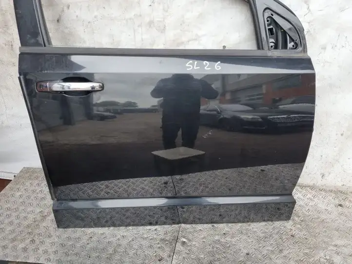 Dodge Journey (2007 - 2011)   Дверь