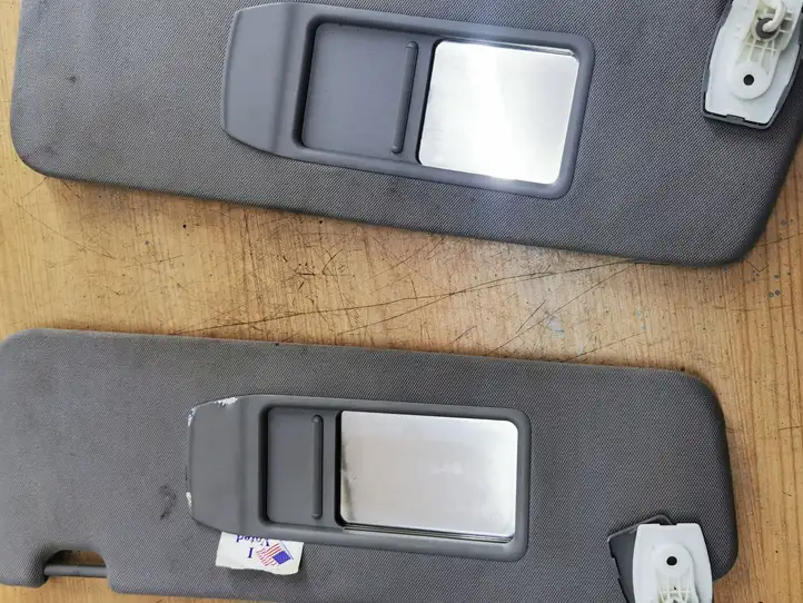 BMW 7 F01 F02 F03 F04 (2008 - 2016)   Щиток от солнца