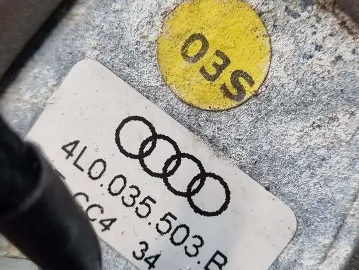 Audi Q7 4L (2005 - 2009) 4L0035503B GPS антенна — фото 2
