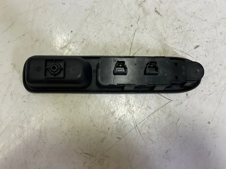 Peugeot 307 (2005 - 2008) 532618 Блок кнопок стеклоподъемников — фото 3