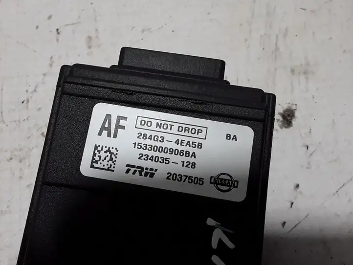 Nissan Qashqai (2013 - 2017) 284G34EA5B Камера в лобовом стекле — фото 2