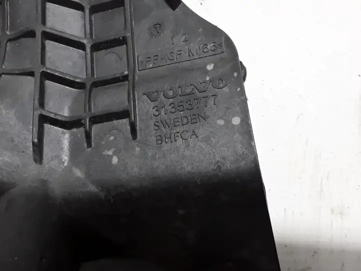 Volvo XC90 (2014 - 2019)  31353777 Другая часть кузова