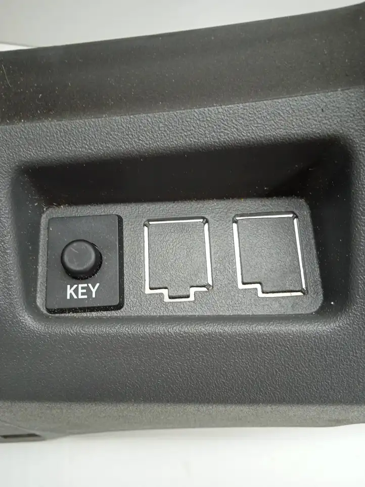 Toyota Prius (XW20) (2003 - 2009) 5504547050 Нижняя отделка панели приборов — фото 6