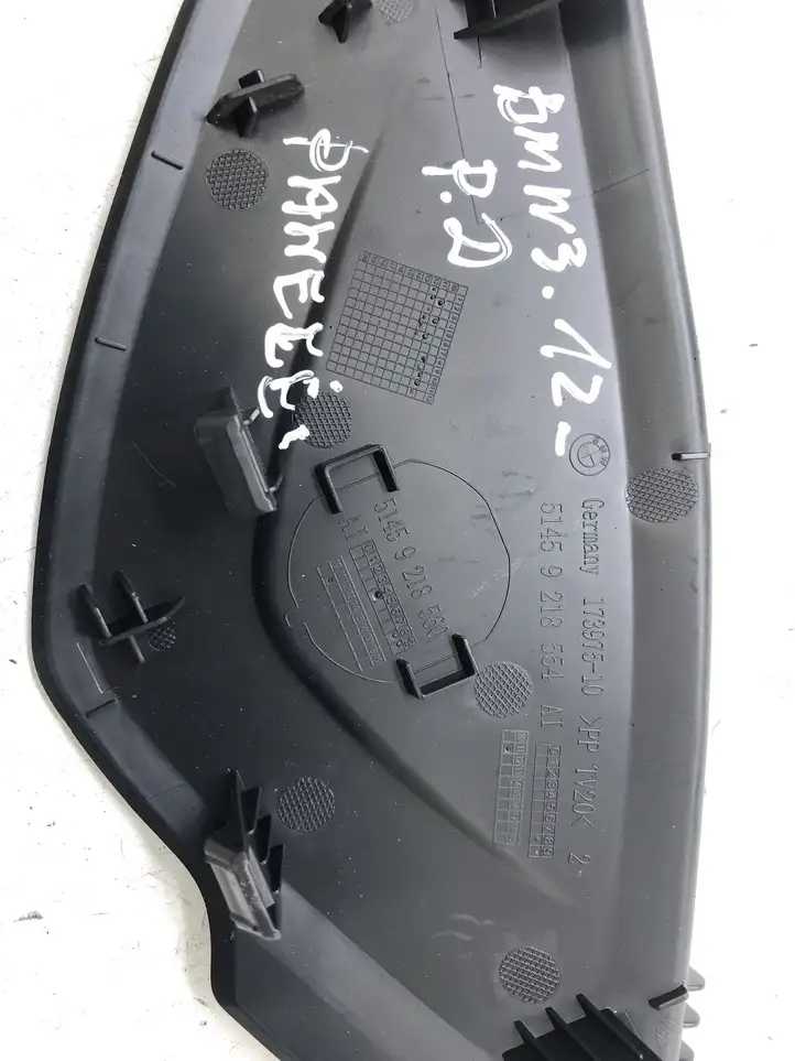 BMW 3 F30 F35 F31 (2012 - 2018) Боковая отделка панели приборов — фото 4
