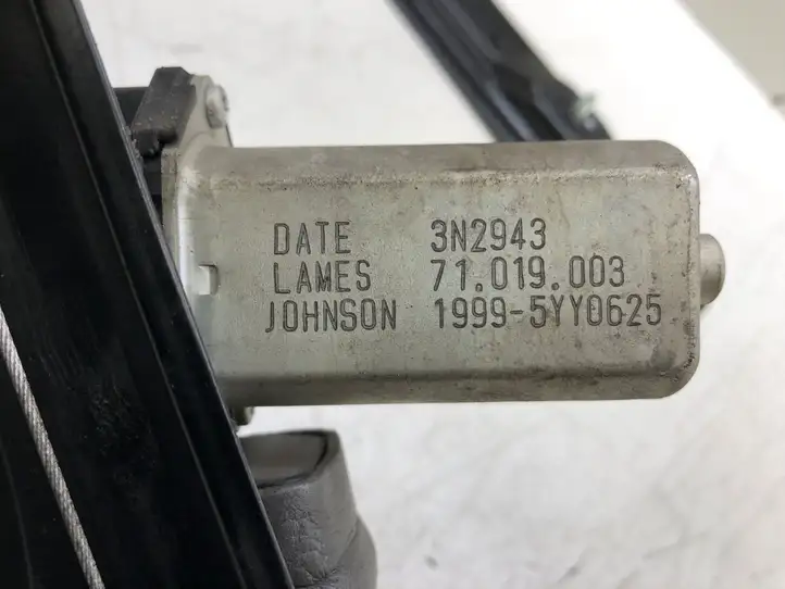 BMW 3 F30 F35 F31 (2012 - 2018) 725982410 Электростеклоподъемник передний (комплект) — фото 3