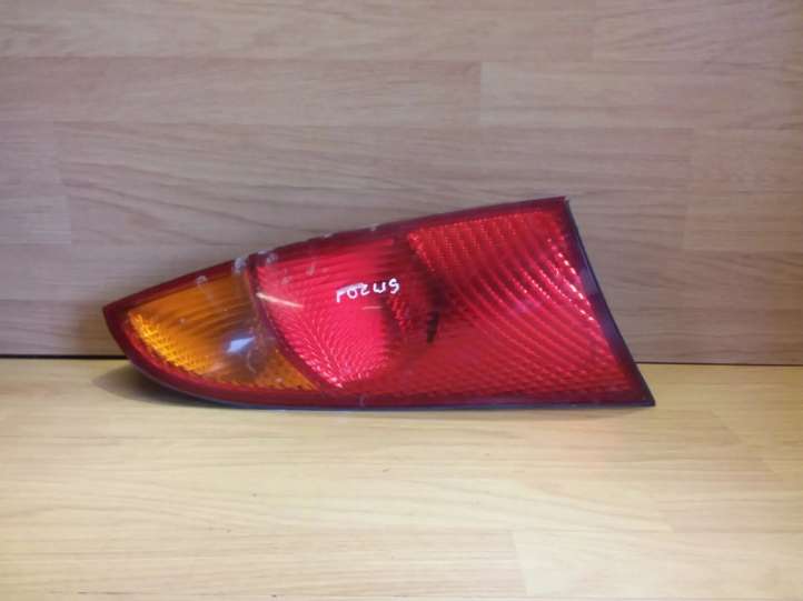 Ford Focus (1998 - 2004)  XS4X13404AE Задний фонарь в кузове