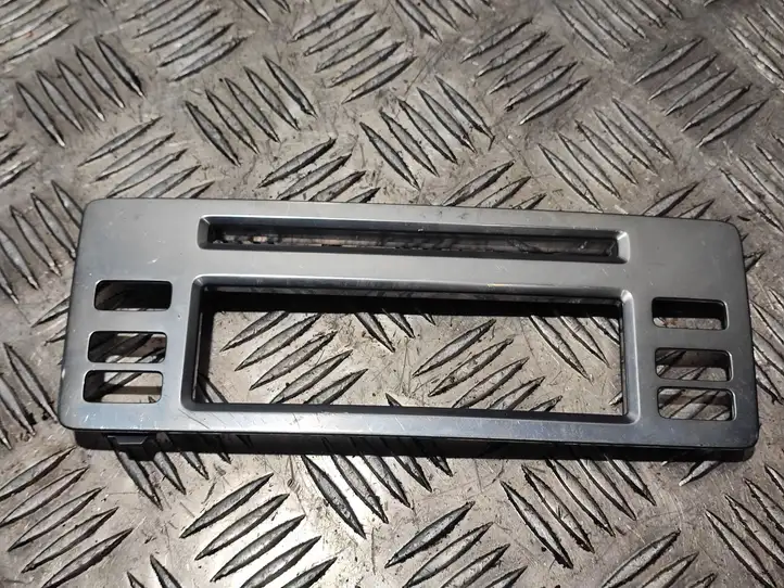 Volvo V70 (2007 - 2013)  30643648 Отделка внутренней панели