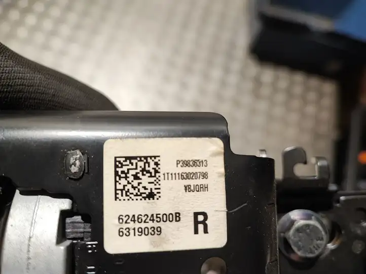 Volvo XC60 (2008 - 2013)  624624R0A Передний ремень безопасности