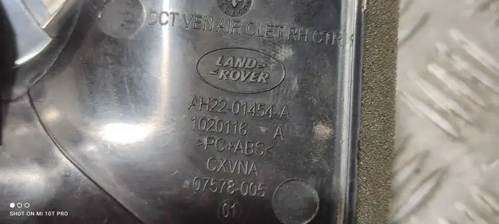 Land Rover Discovery 4 - LR4 (2009 - 2013) AH2201454A Воздушная решетка панели — фото 3
