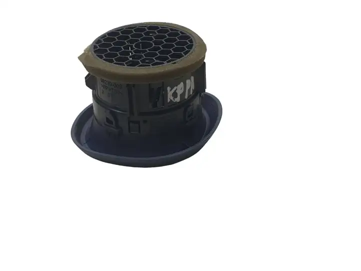 Renault Trafic III (X82) (2014 - )  687601310R Боковая воздушный дефлектор